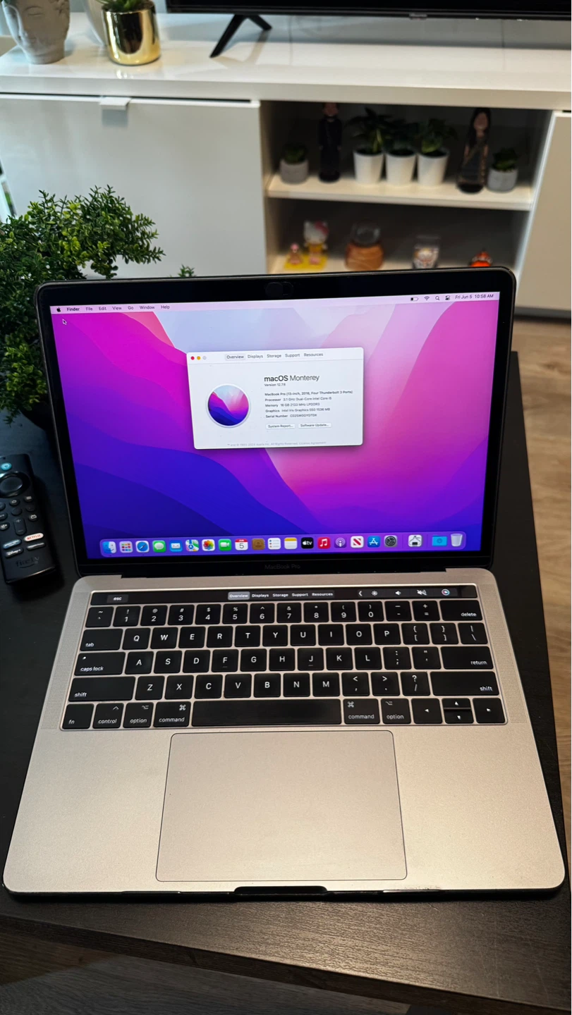 Apple MacBook Pro (13-inch, 2016) 256GB