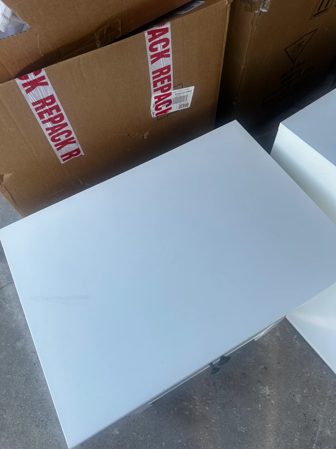 Ikea hemnes nightstand - photo 2