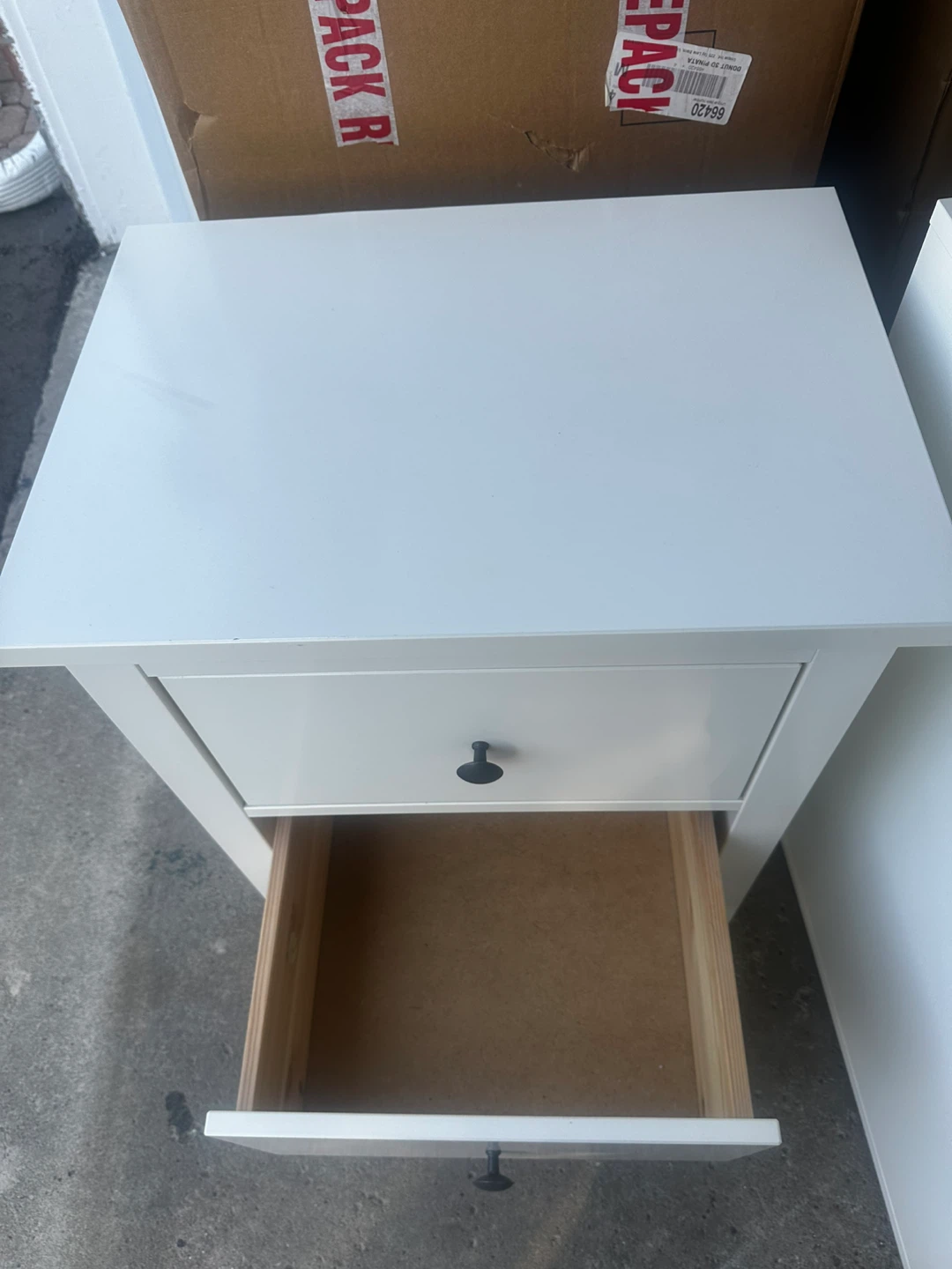 Ikea hemnes nightstand - photo 5