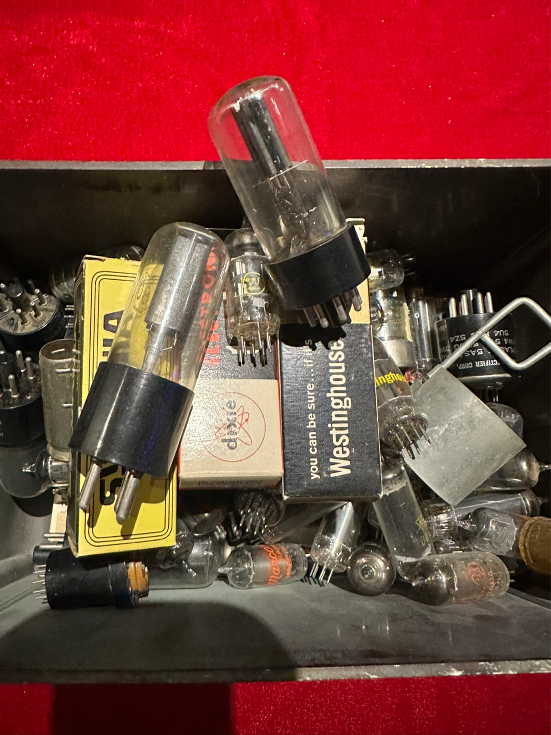 Vacuum tubes - photo 2