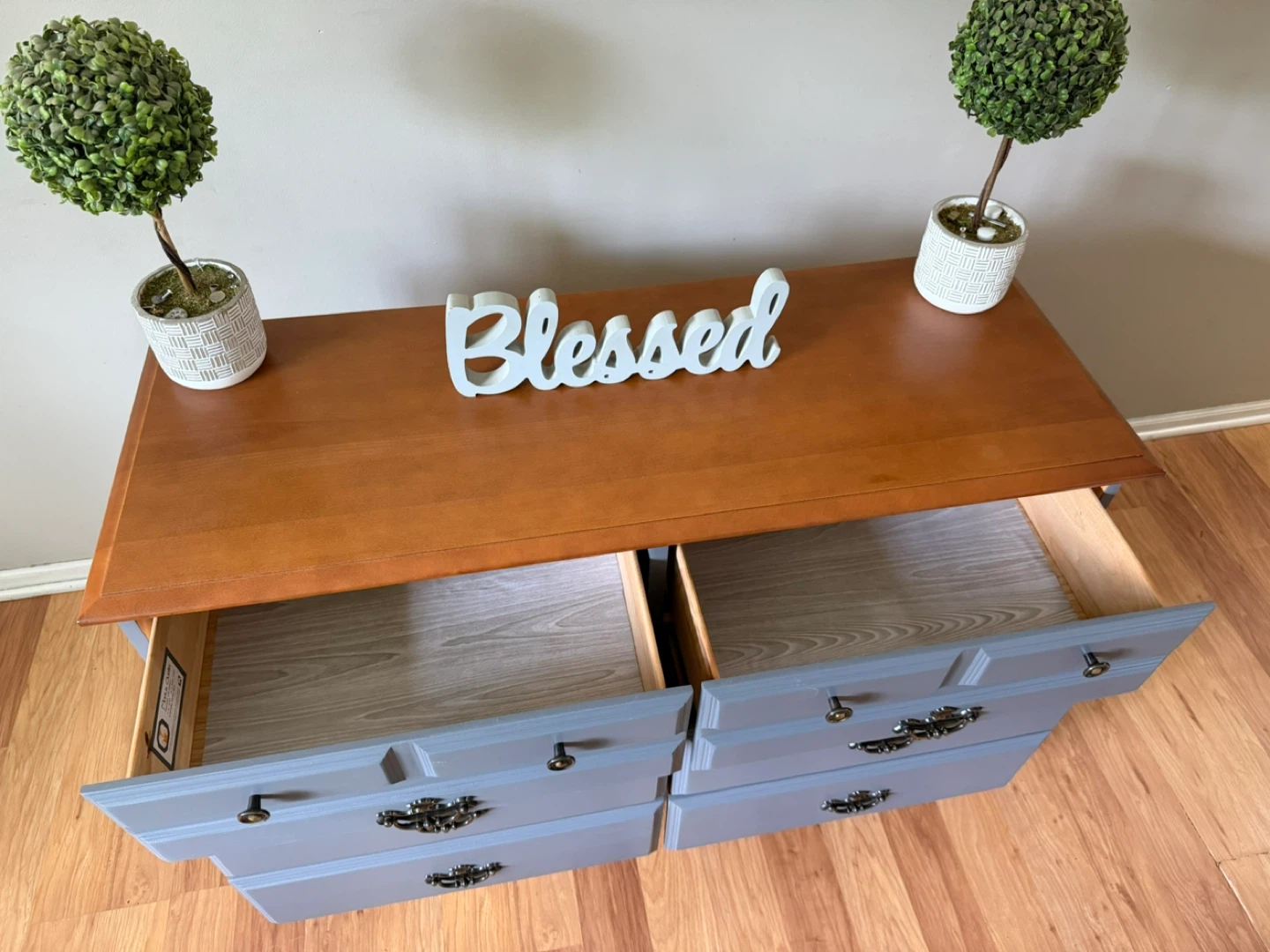 ✨🩶🤎Beautiful solid dresser🤎🩶✨ - photo 5