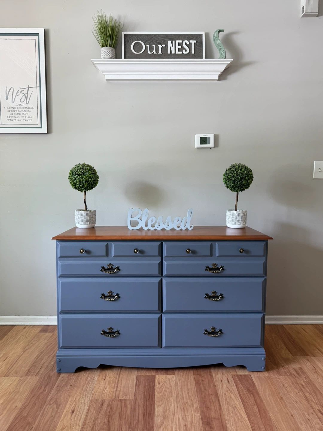 ✨🩶🤎Beautiful solid dresser🤎🩶✨
