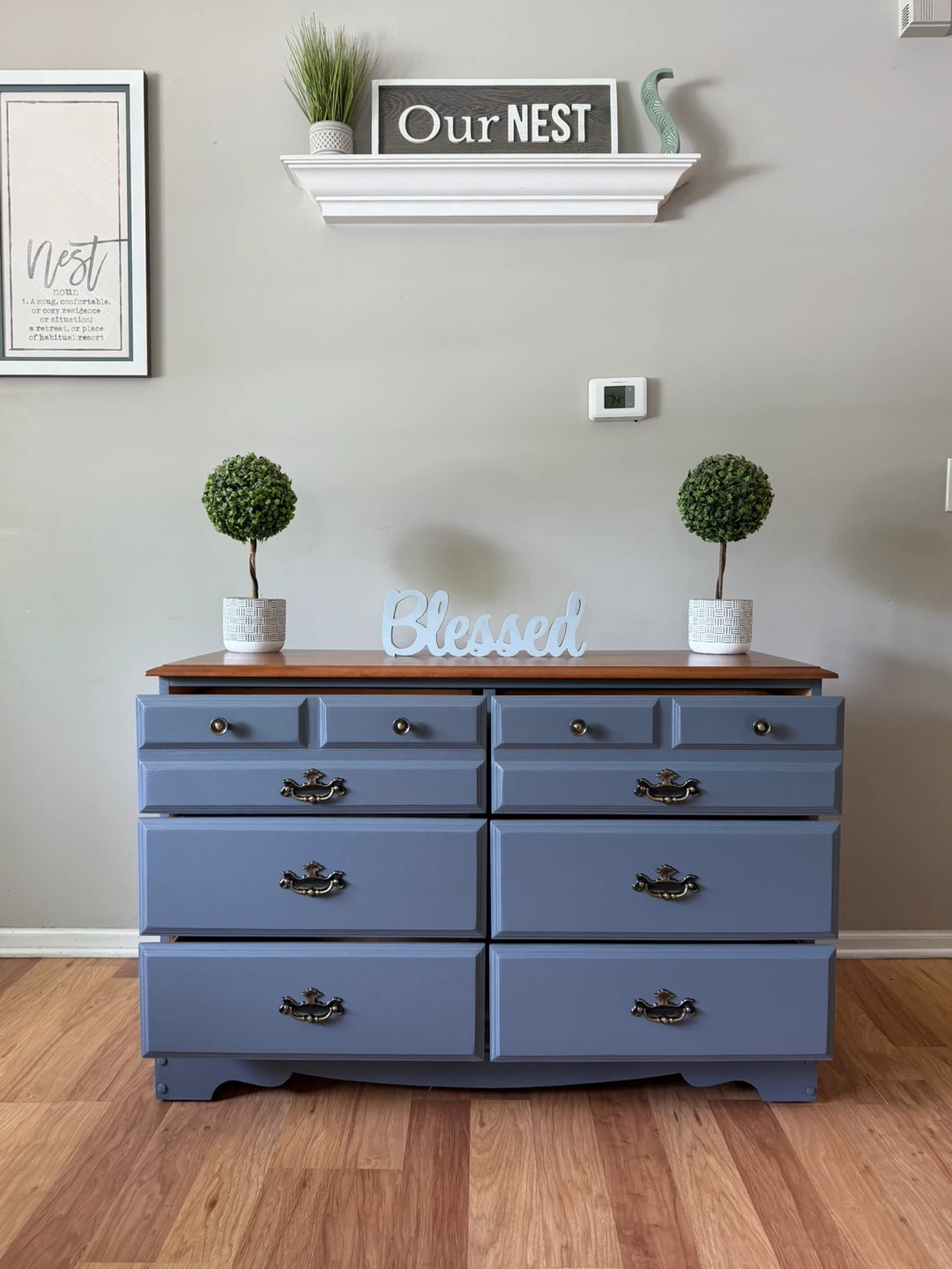 ✨🩶🤎Beautiful solid dresser🤎🩶✨ - photo 2