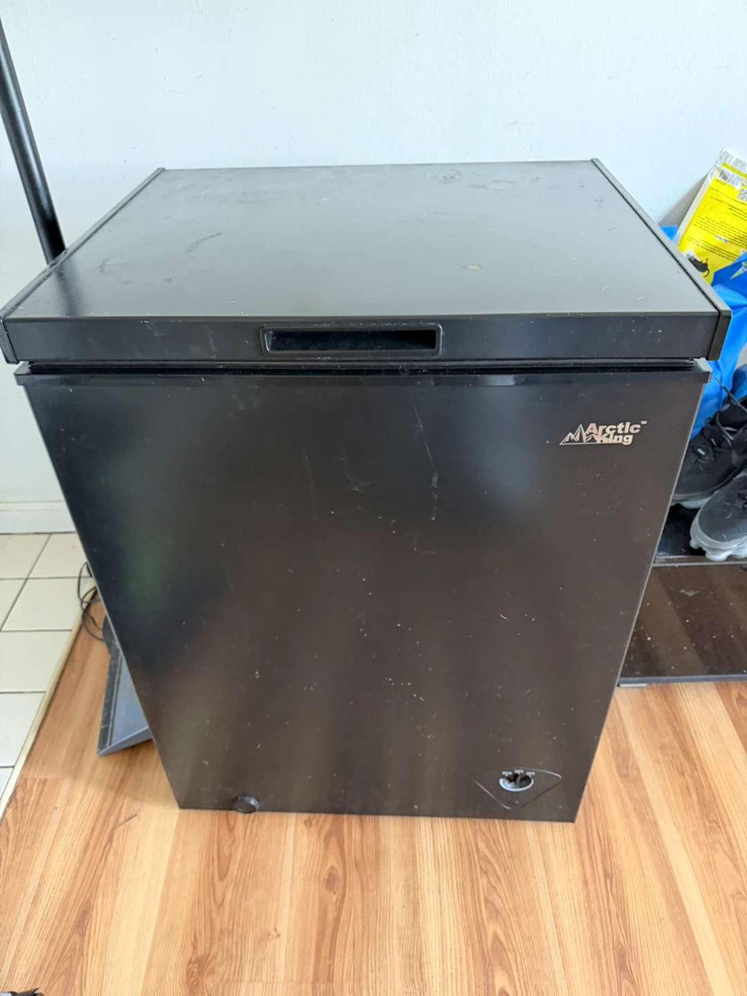 Arctic King Chest Freezer - photo 3