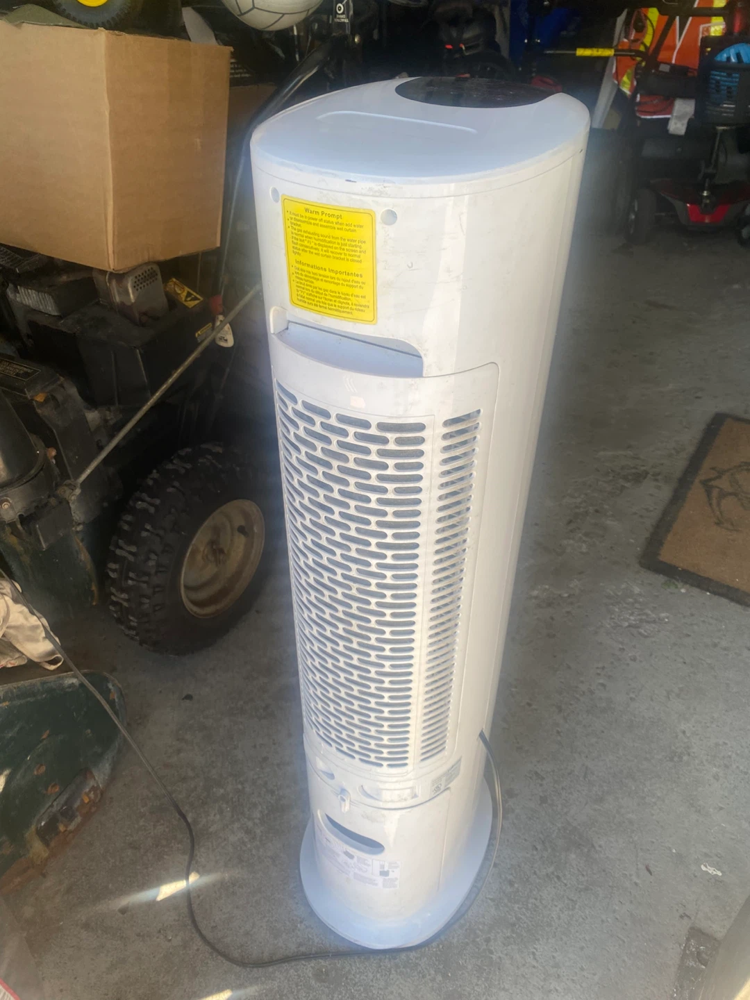 ECO HOUZNG Tower Fan