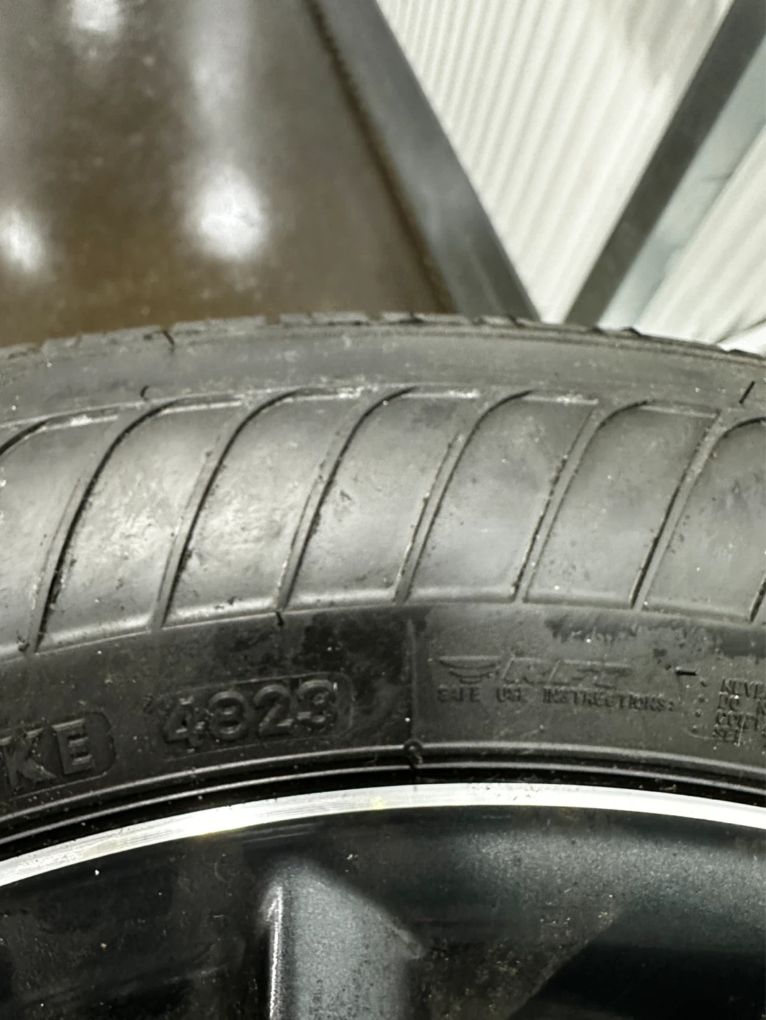 235 / 60 R18 Bridgestone RunFlats