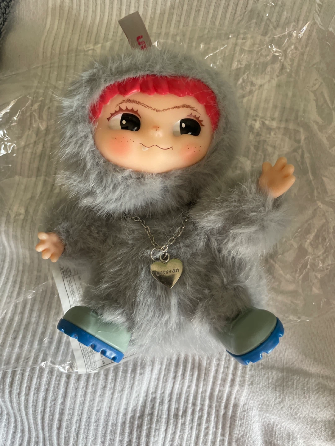 Letsvan Plush Toy with Heart Necklace