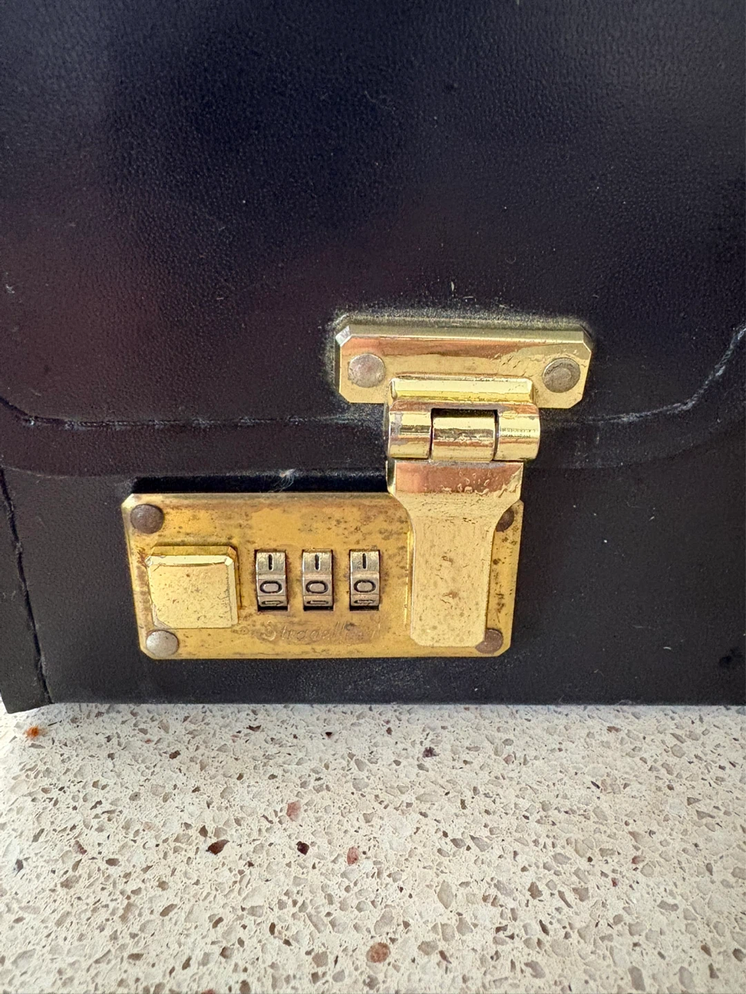 STRADELLINA BLACK LEGAL SIZE LEATHER ROLLING ATTACHE CASE - photo 3