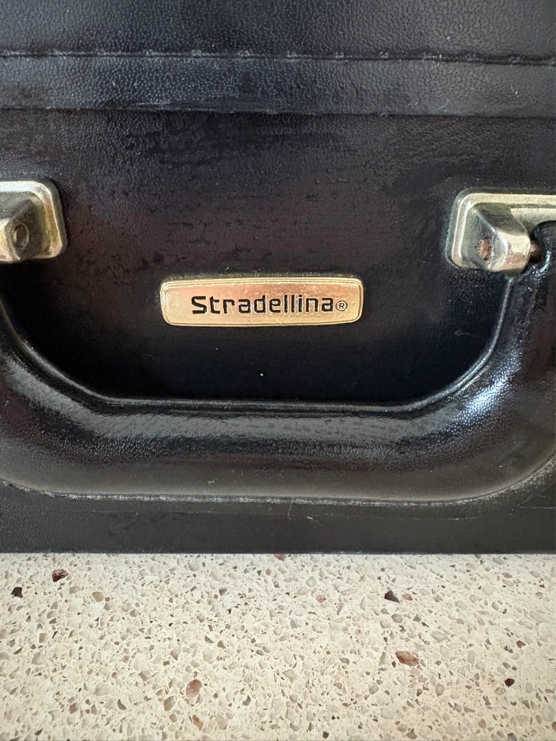 STRADELLINA BLACK LEGAL SIZE LEATHER ROLLING ATTACHE CASE - photo 2