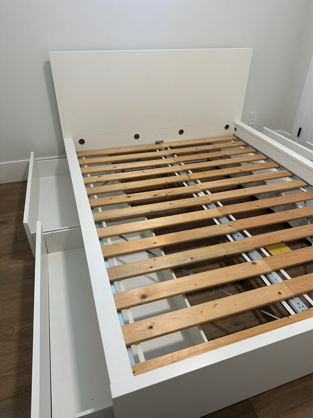 Ikea Double bed frame +4 drawers +FREE DELIVERY - photo 4