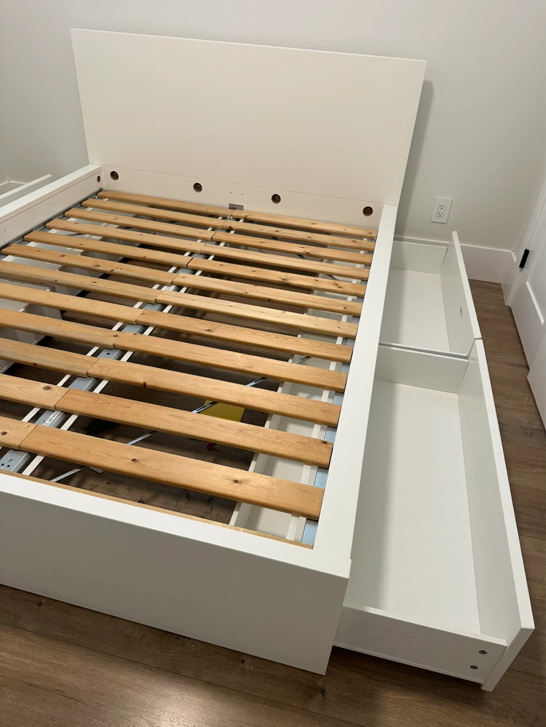 Ikea Double bed frame +4 drawers +FREE DELIVERY - photo 3