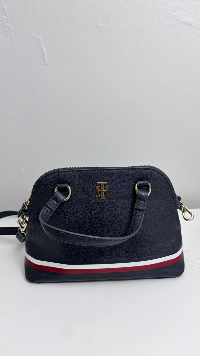 Tommy Hilfiger Crossbody Bag – Used - photo 2
