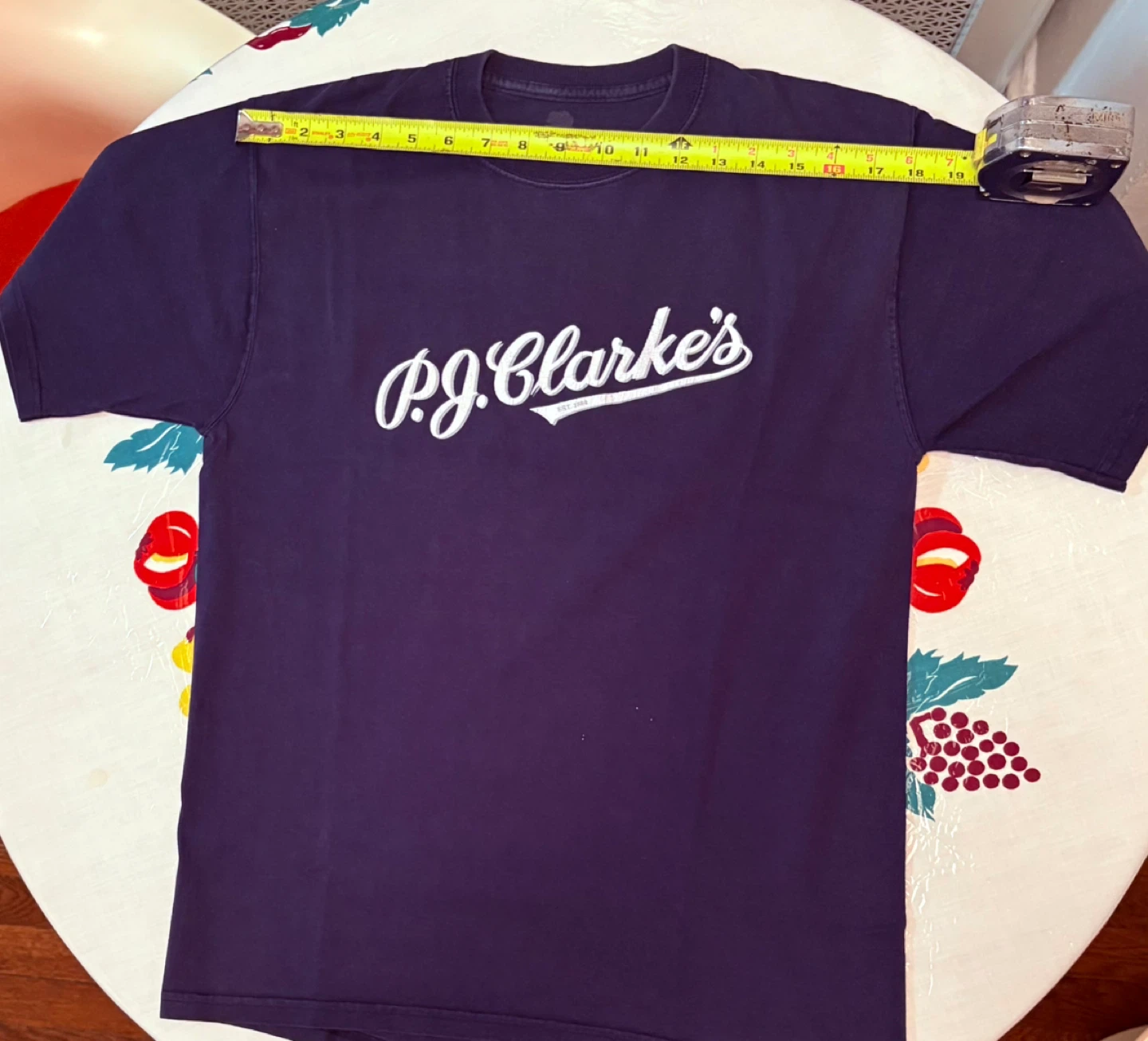 P.J. Clarke's "New York City" T-Shirt - photo 4