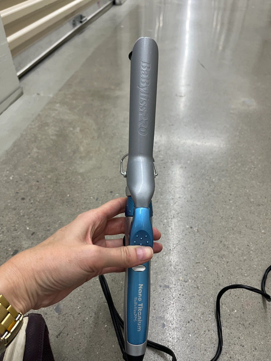 Nano Titanium Hair Curling Wand / Iron – Works Perfectly