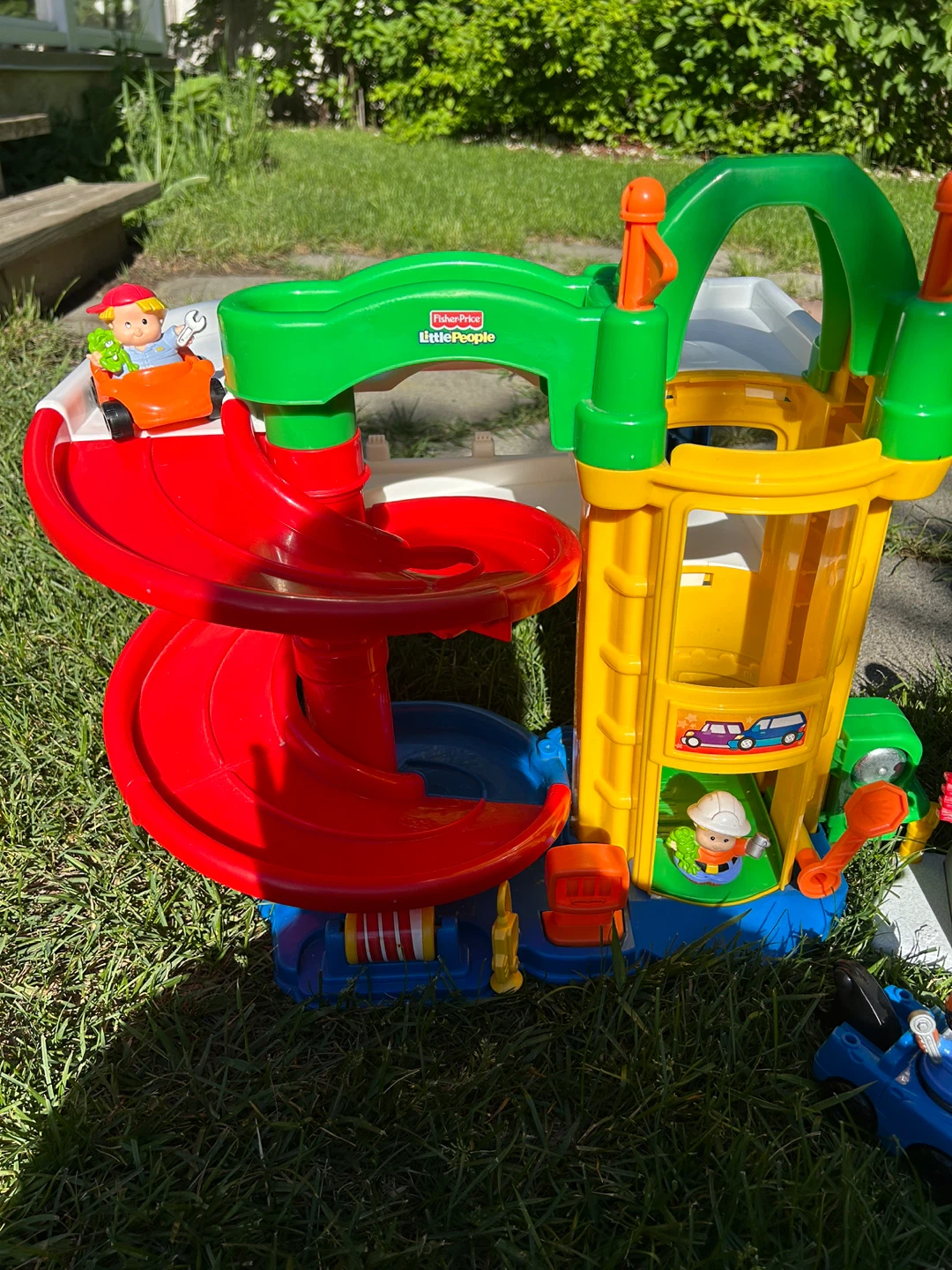 Fisher price little people racin ramps with car wash set - photo 2
