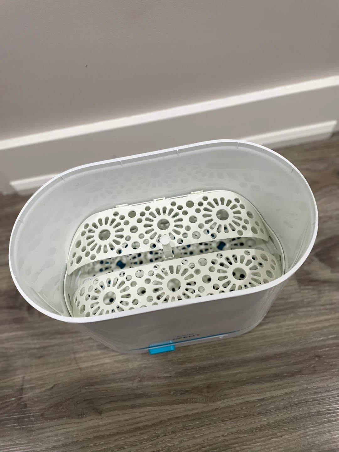 Philips AVENT 3-in-1 Electric Steam Sterilizer - photo 2