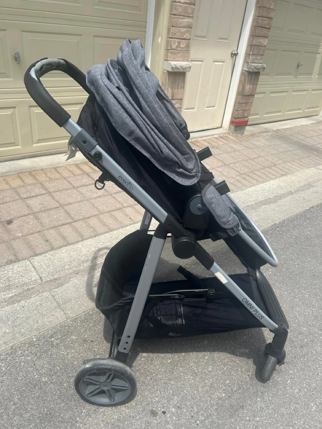 Evenflo Omni Plus Stroller - photo 2