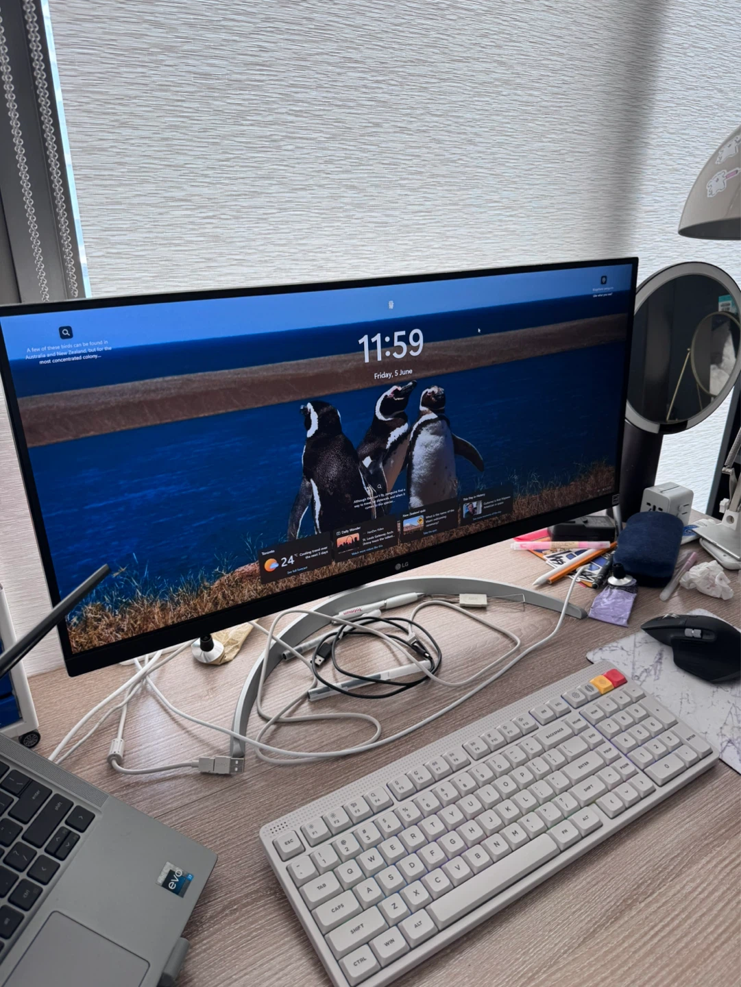 LG UltraWide Monitor - photo 3