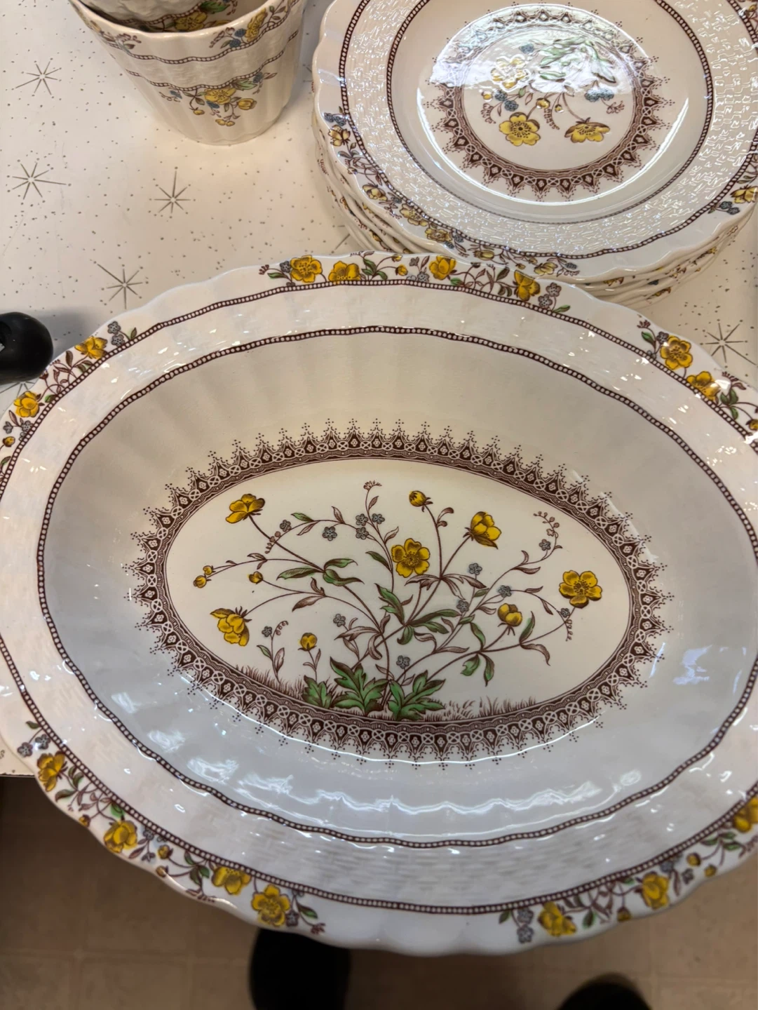 Spode Buttercup Dinnerware Set - photo 4