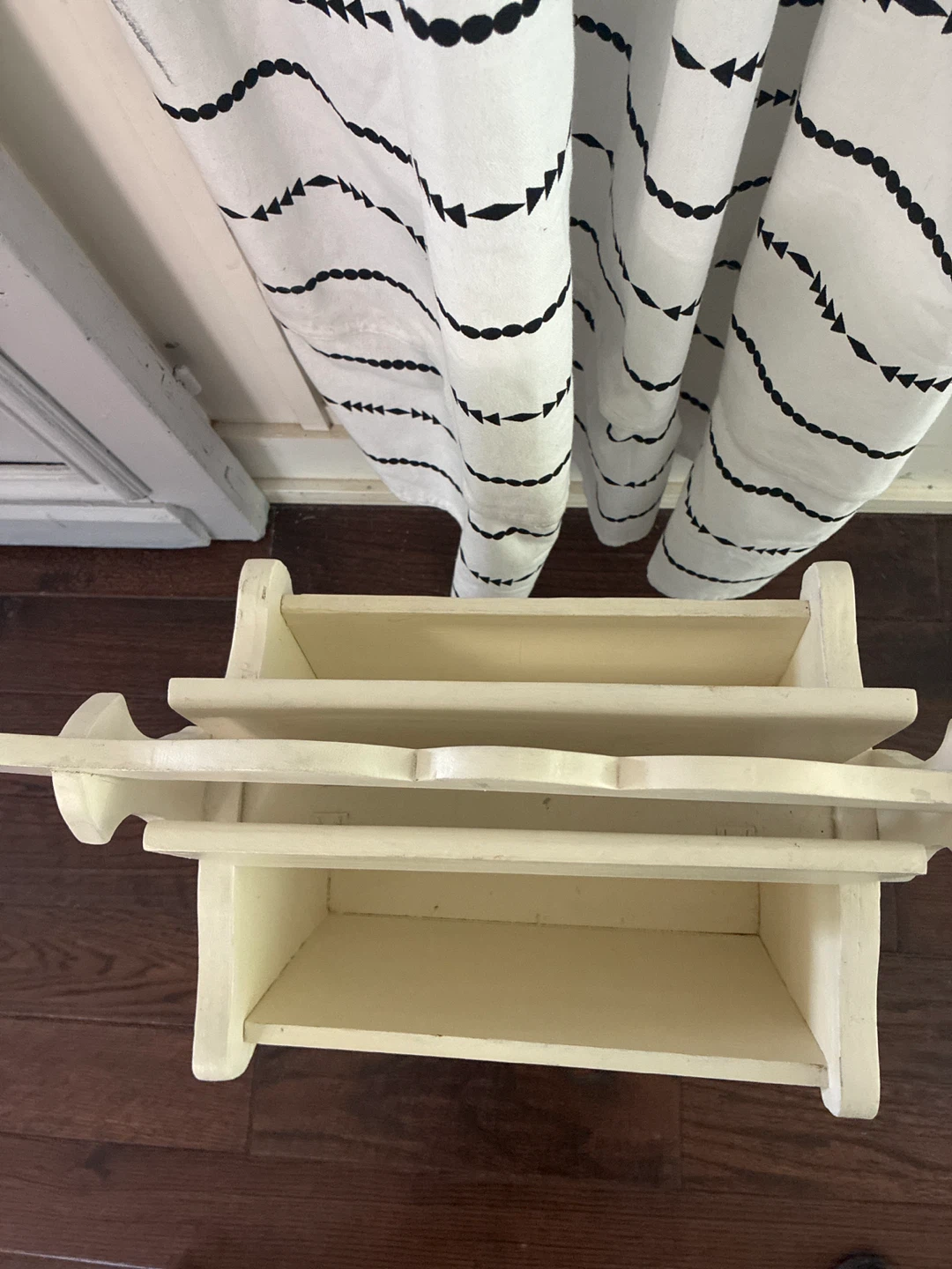 Cream Wooden Magazine Holder with Lid - photo 2