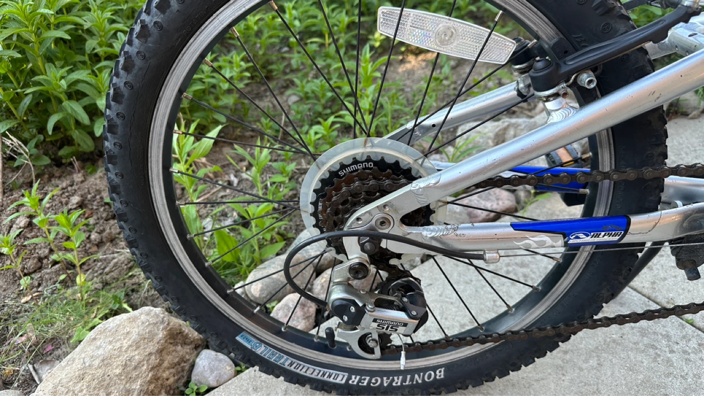 Trek MT60 Kids Bike - photo 2