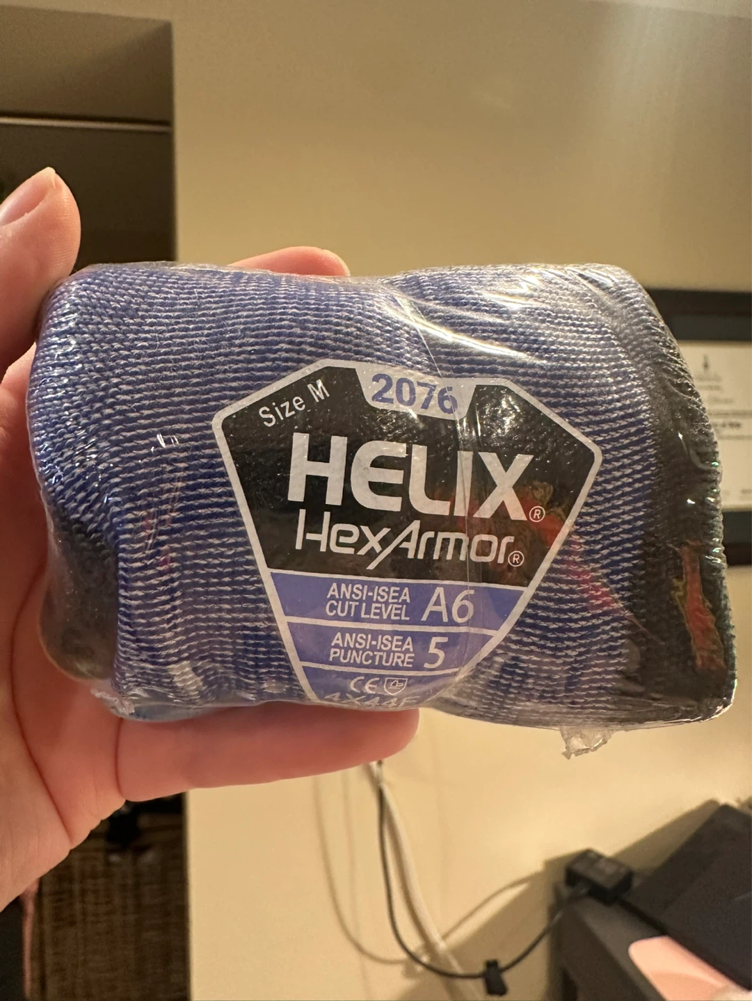 HexArmor Helix 2076 Cut Resistant Gloves Size M