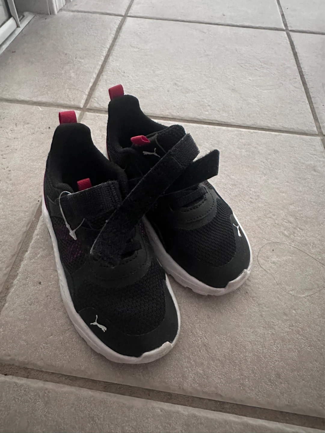 Toddler boy shoes Size 9 - photo 2