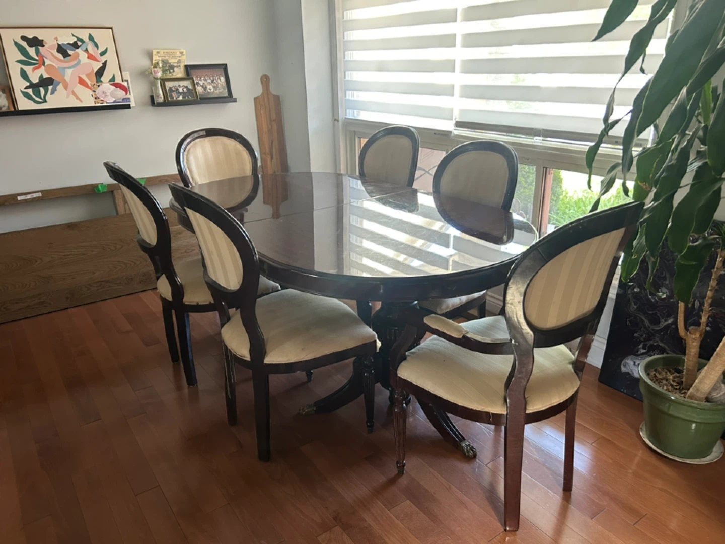 Oval Dining Table with Chairs - Made in Italy