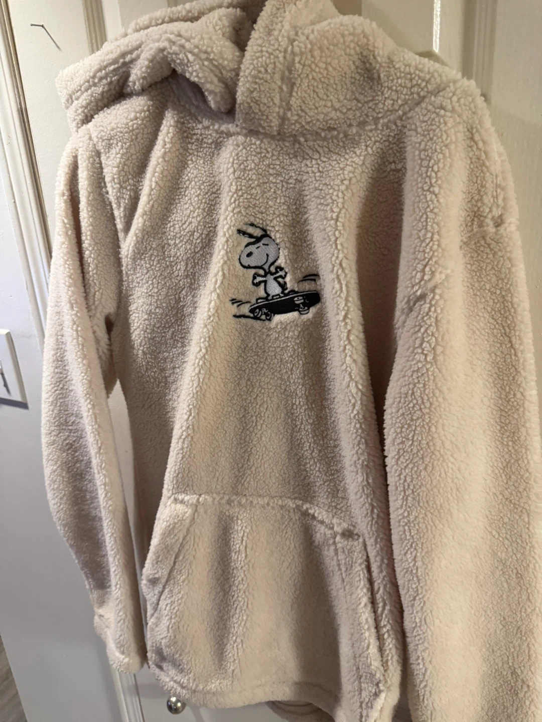 Cream Sherpa Hoodie with Snoopy Skateboard Graphic - photo 2