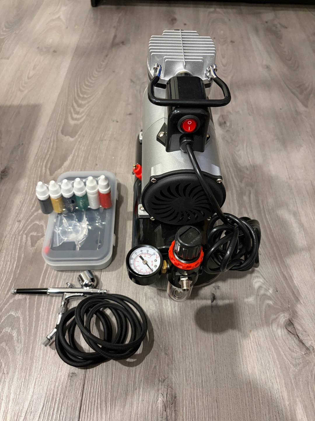 Airbrush Compressor Kit with Paints