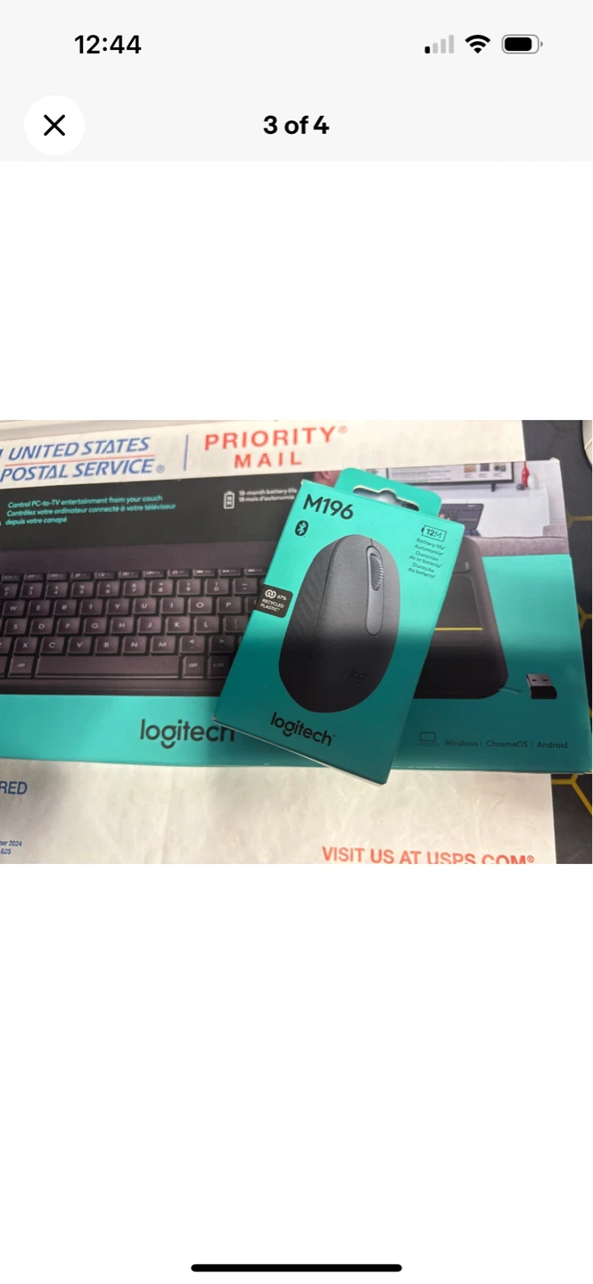 Logitech K400 Plus Wireless Keyboard with Touchpad