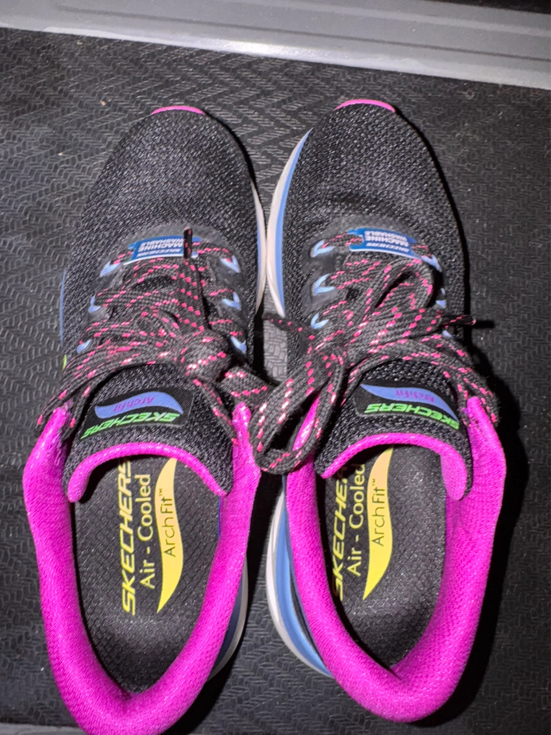 Skechers Air-Cooled Arch Fit Women's Running Shoes