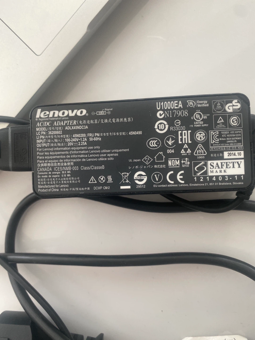 Lenovo U1000EA AC/DC Adapter 20V 2.25A - photo 3