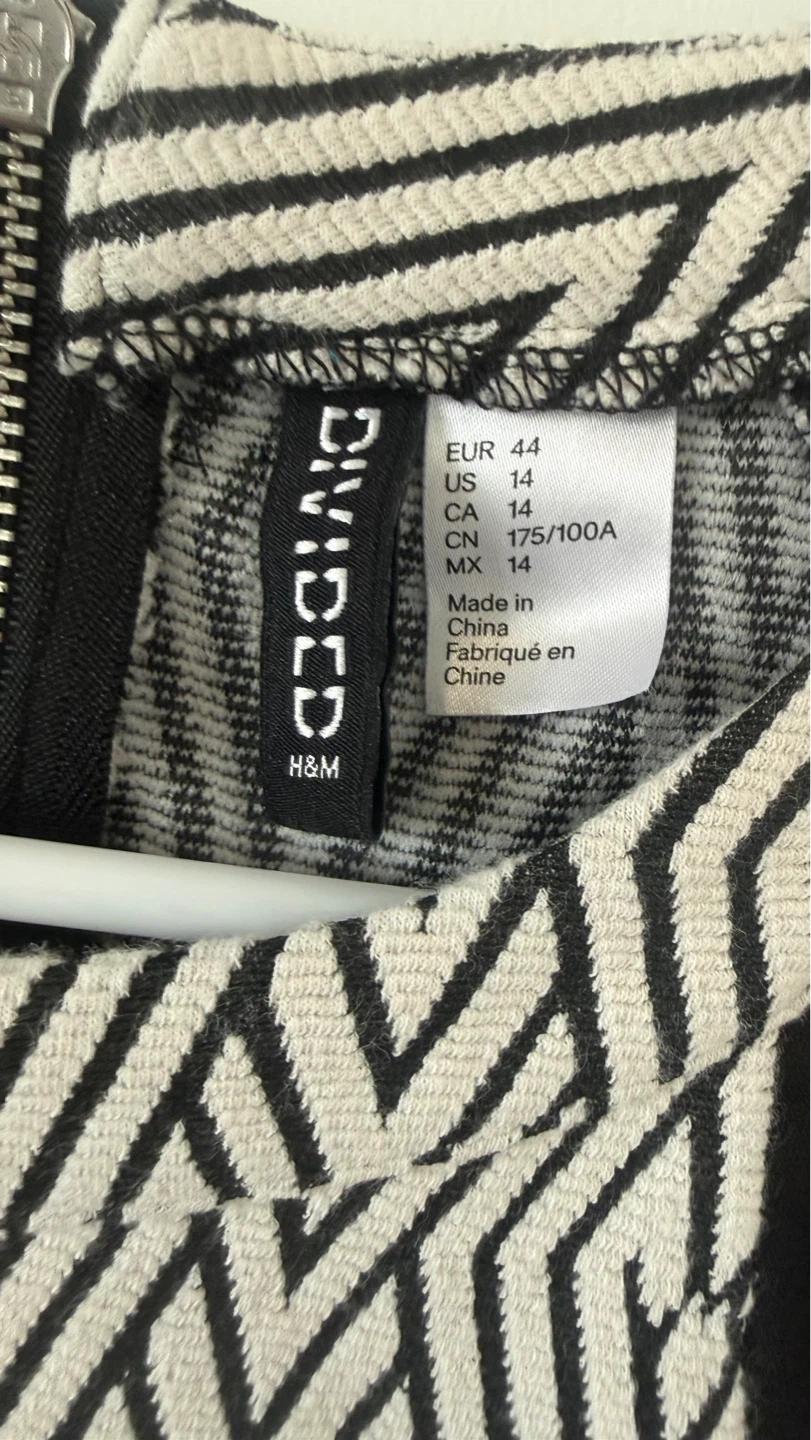 Divided H&M Black & White Geometric Dress Size 14 - photo 2