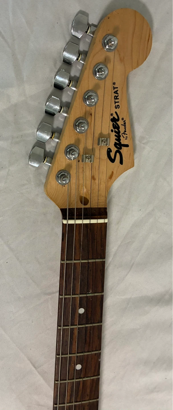 Squier Strat Electric Guitar - photo 2