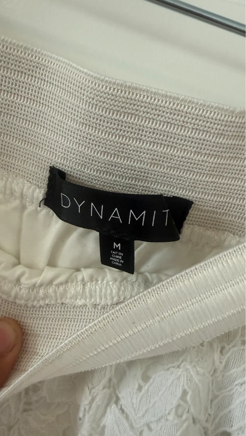 DYNAMITE White Lace Mini Skirt - photo 2