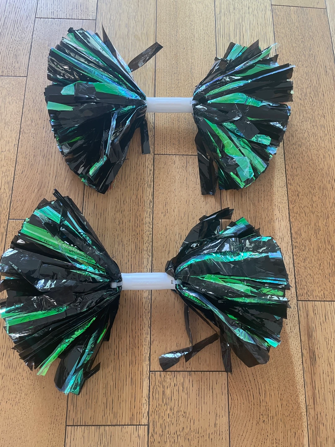 Pom poms
