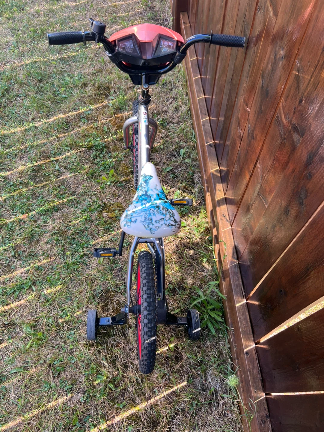 Huffy avengers kids bike with training wheels - photo 4