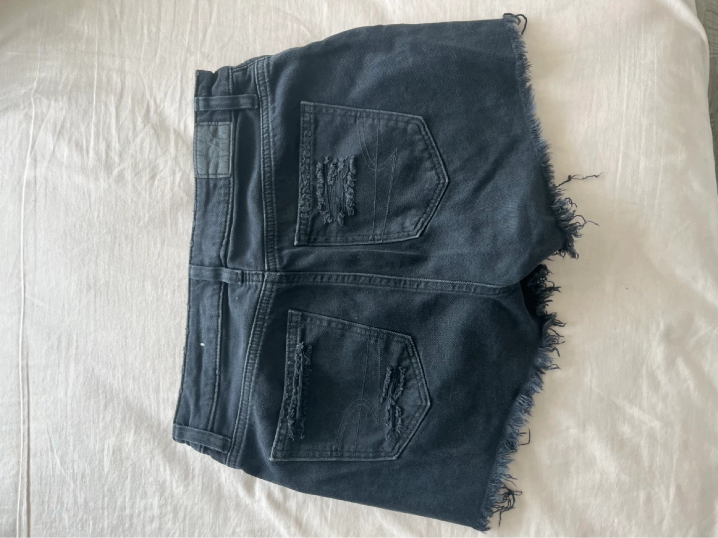 Denim shorts - photo 4