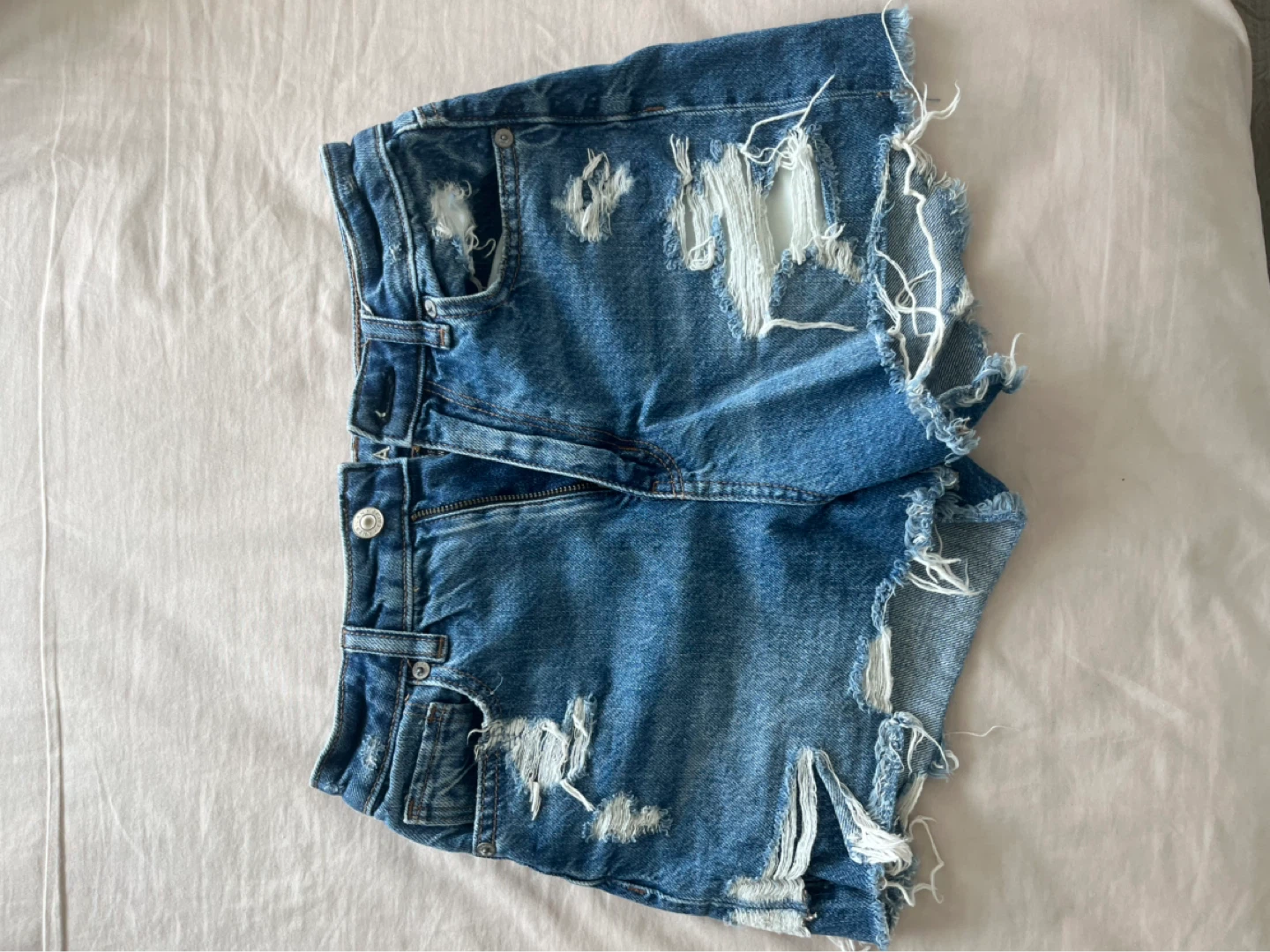 Denim shorts - photo 5