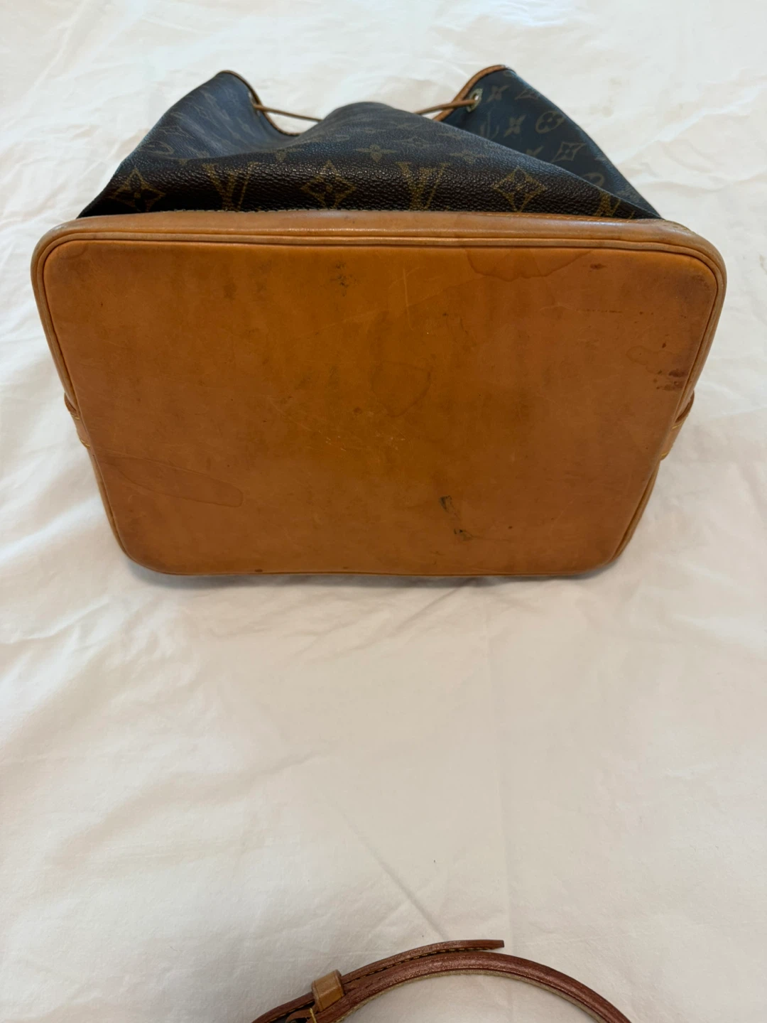Louis Vuitton Monogram Bucket Bag - photo 3