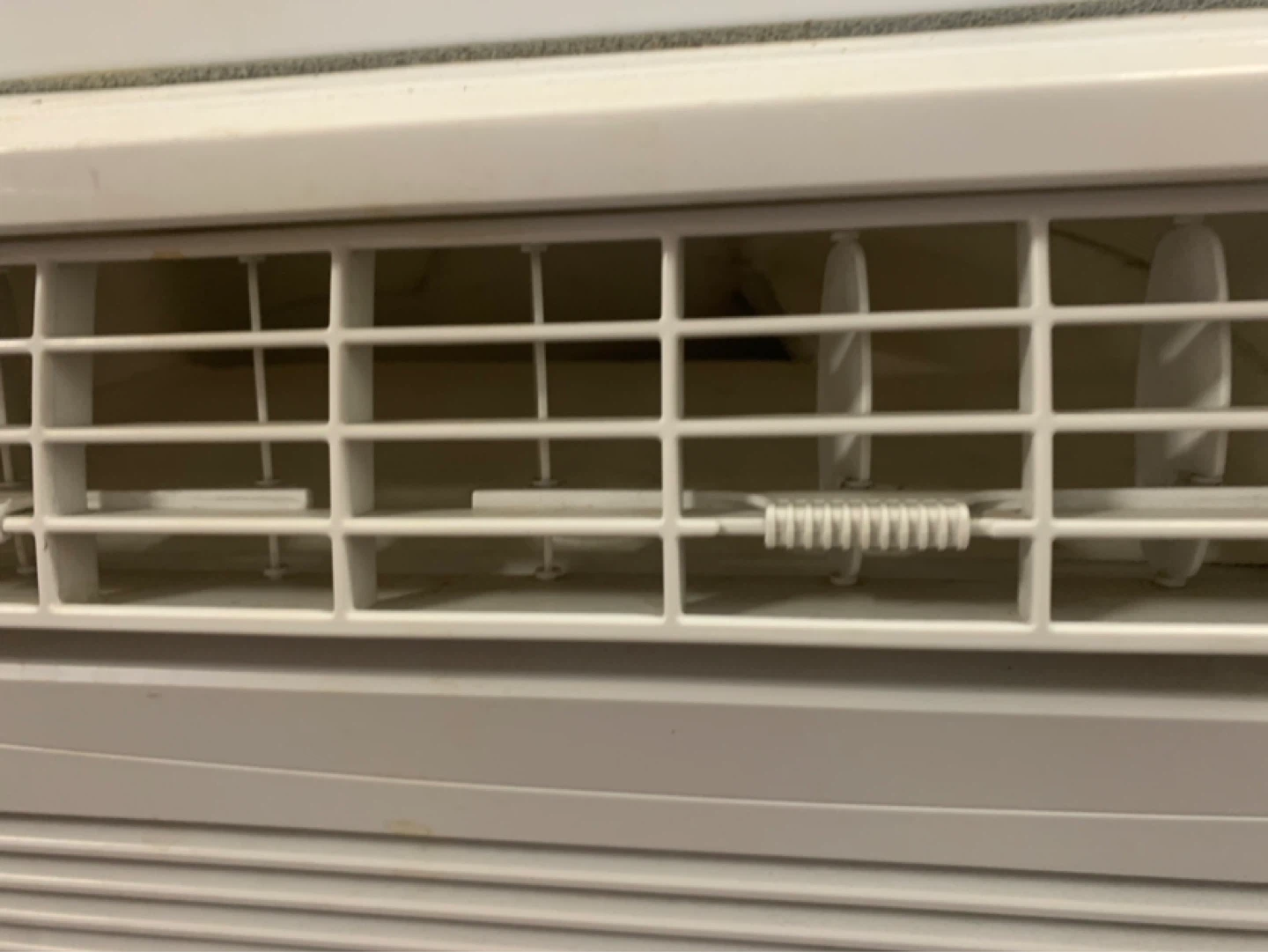 GE Window Air Conditioner with Remote - photo 5