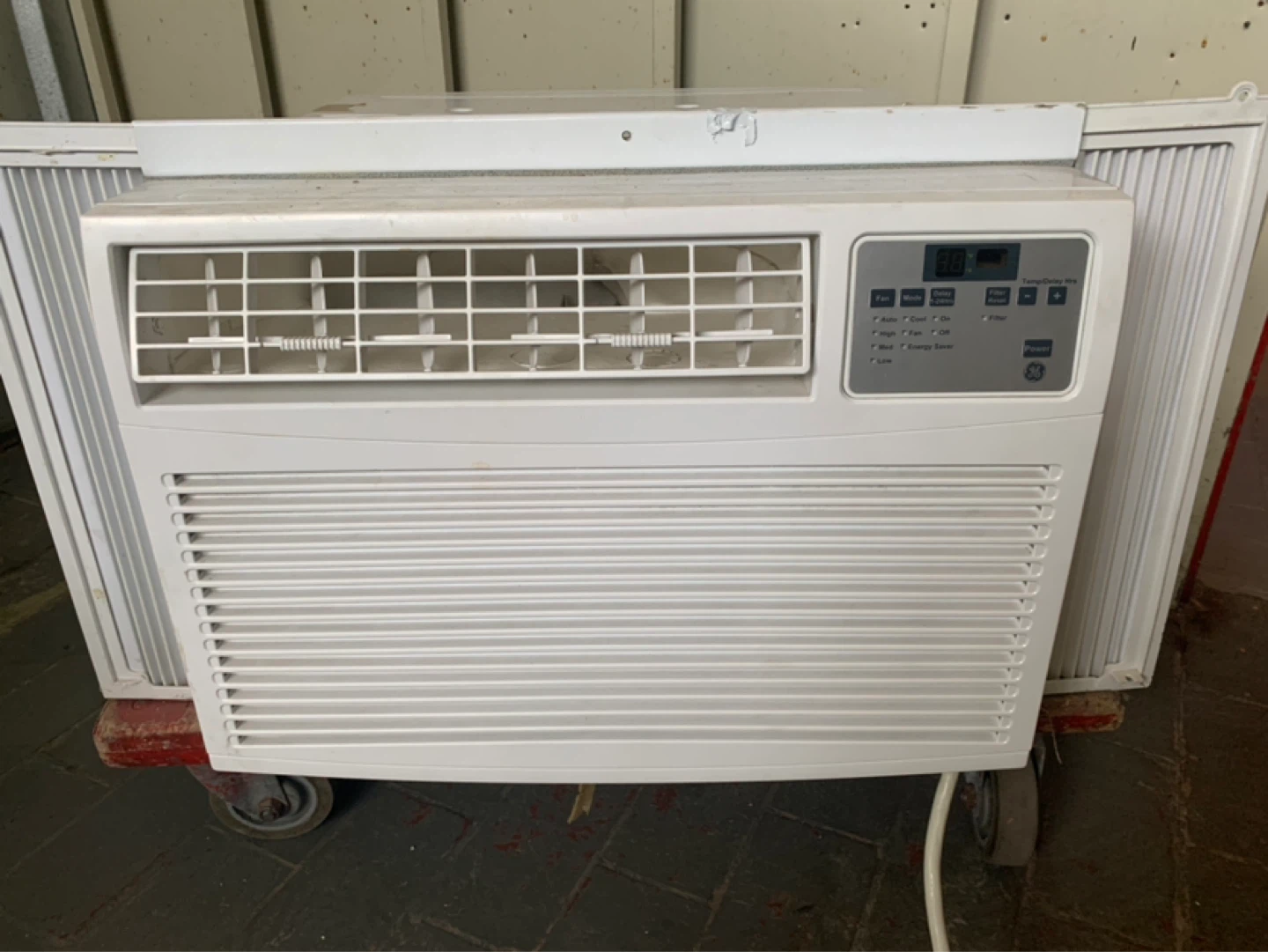 GE Window Air Conditioner with Remote