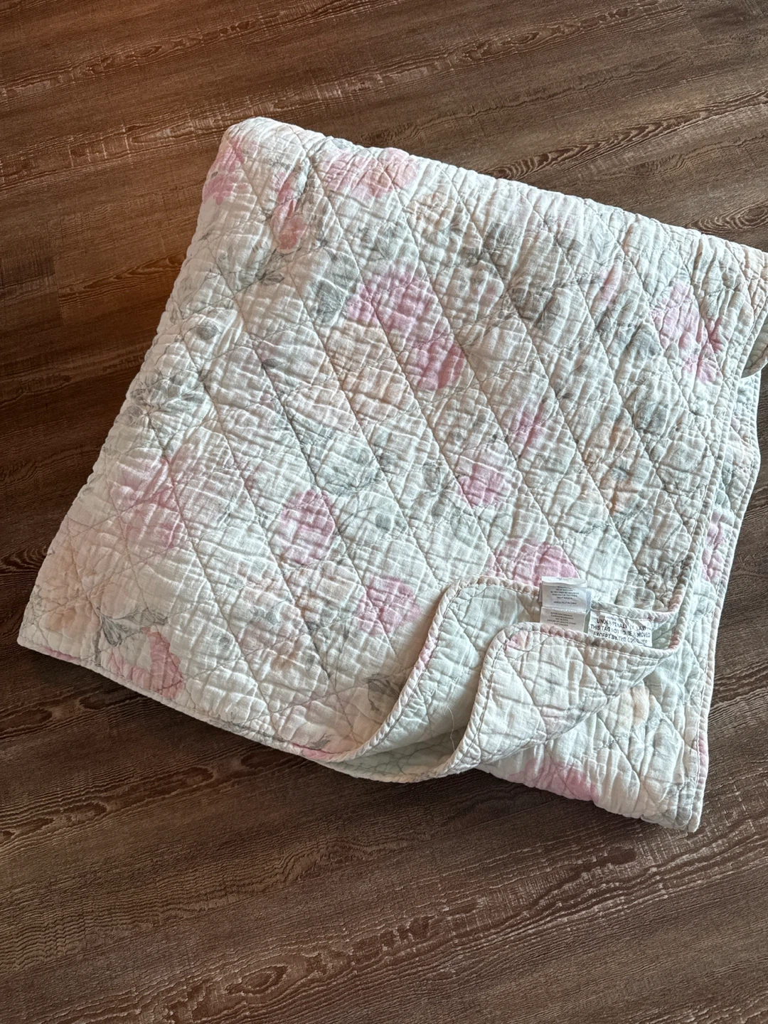 Shabby Chic Floral Quilt