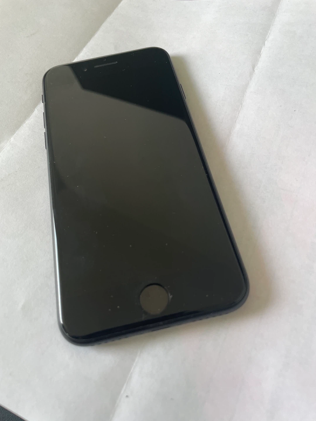 Apple iPhone SE (2nd Generation) - Black