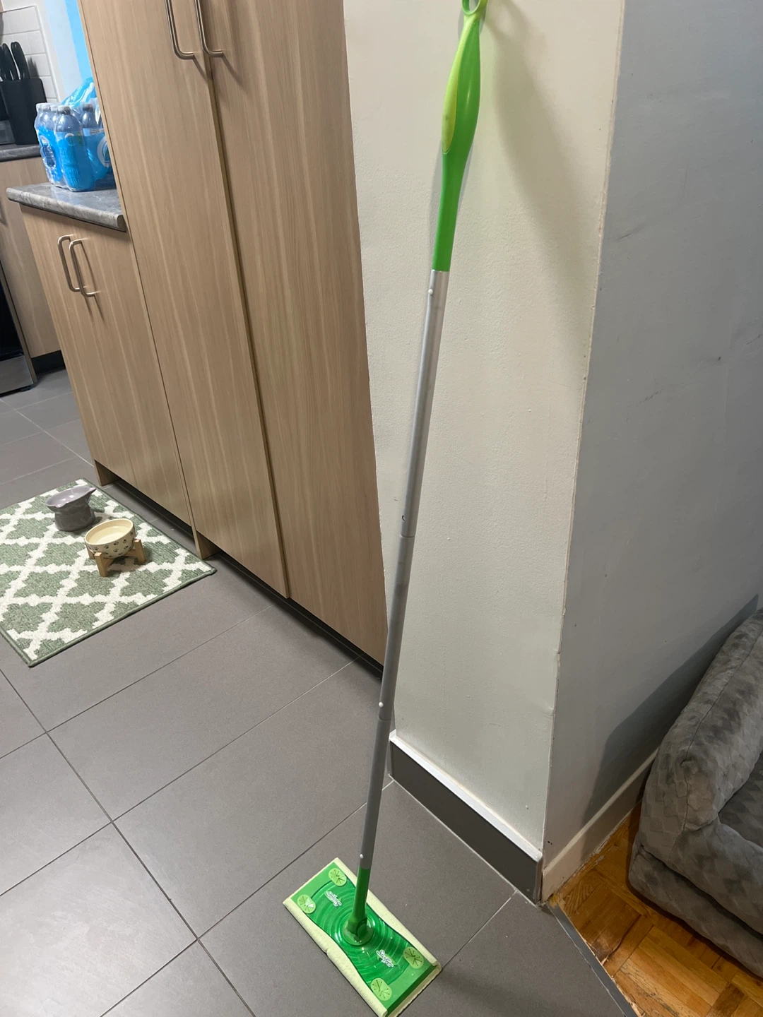 Swiffer Wet and Dry  Floor Cleaner