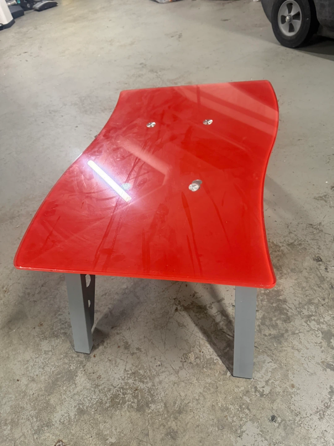 Red Wave Top Side Table with Metal Legs - photo 2