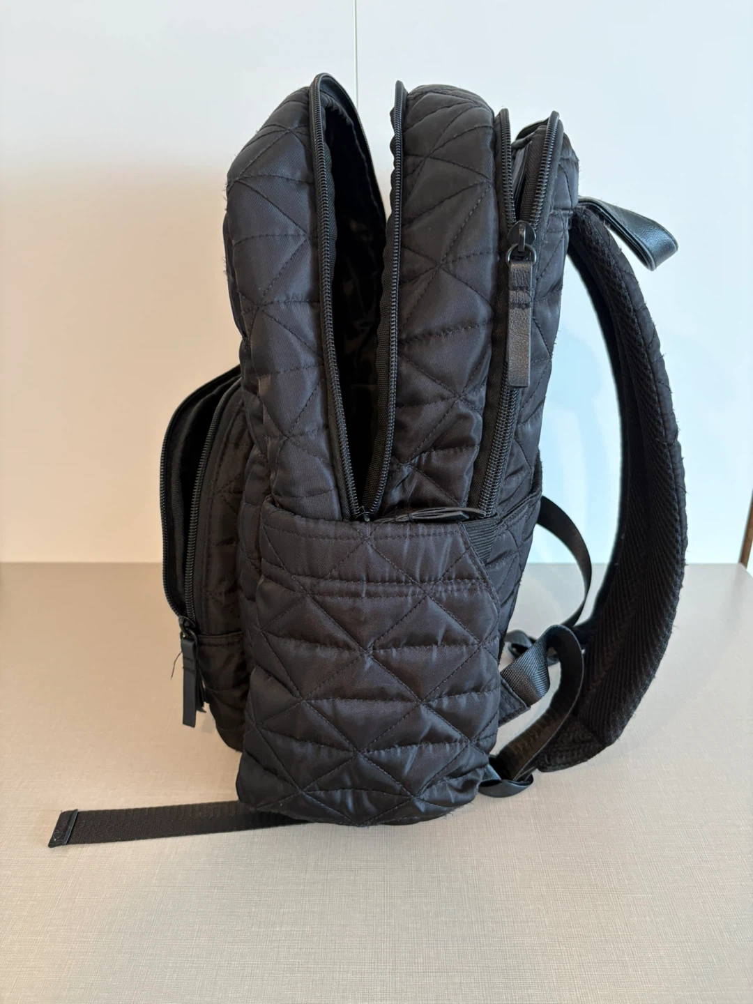 Kenneth Cole Reaction Black Laptop Backpack Waterproof - photo 2