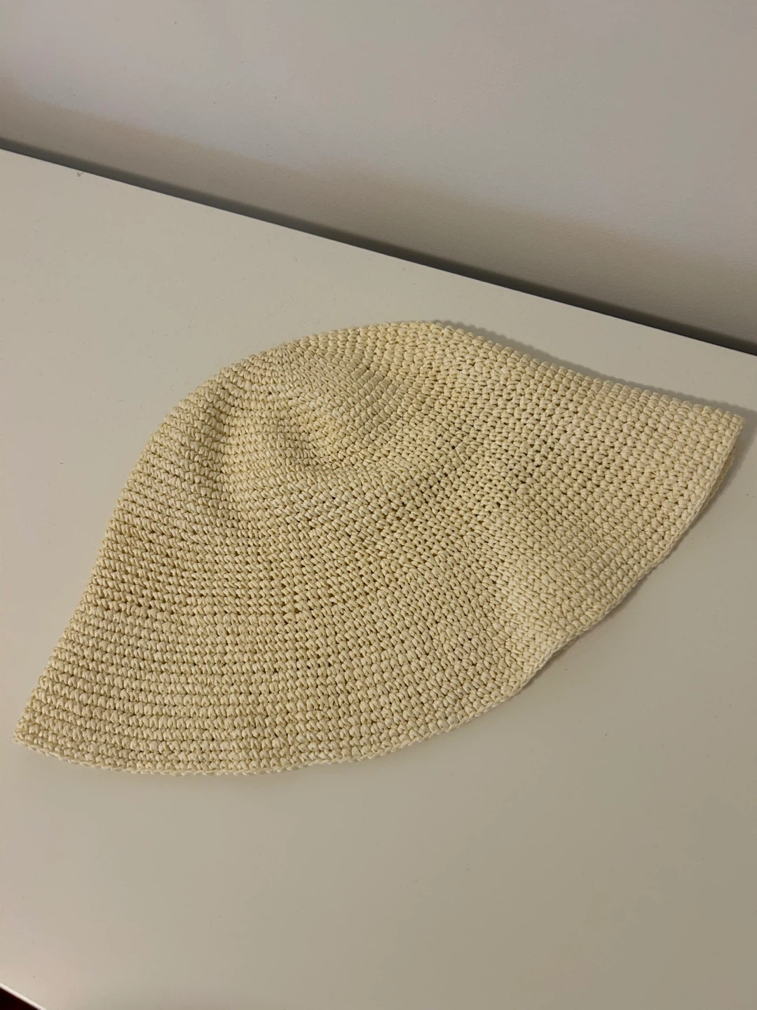 Aritzia Babaton Straw Bucket Hat