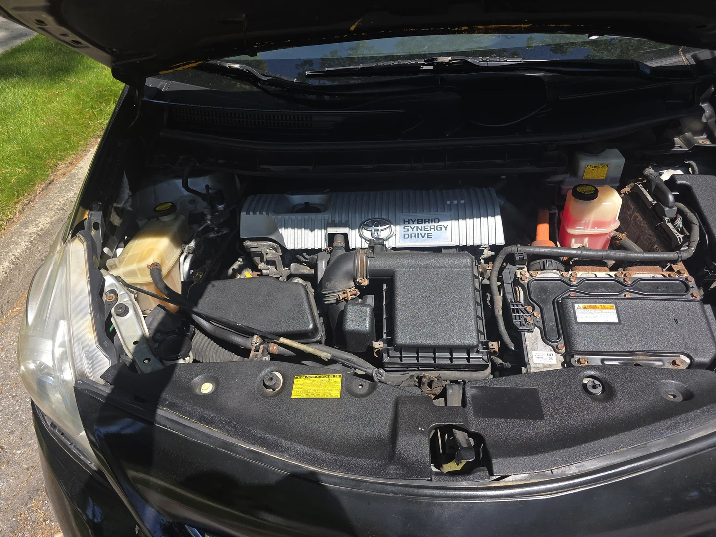 2013 Black Toyota Prius Hybrid - photo 4